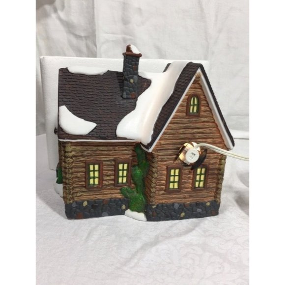 Santa's Workbench Collection - Picture 8 of 12